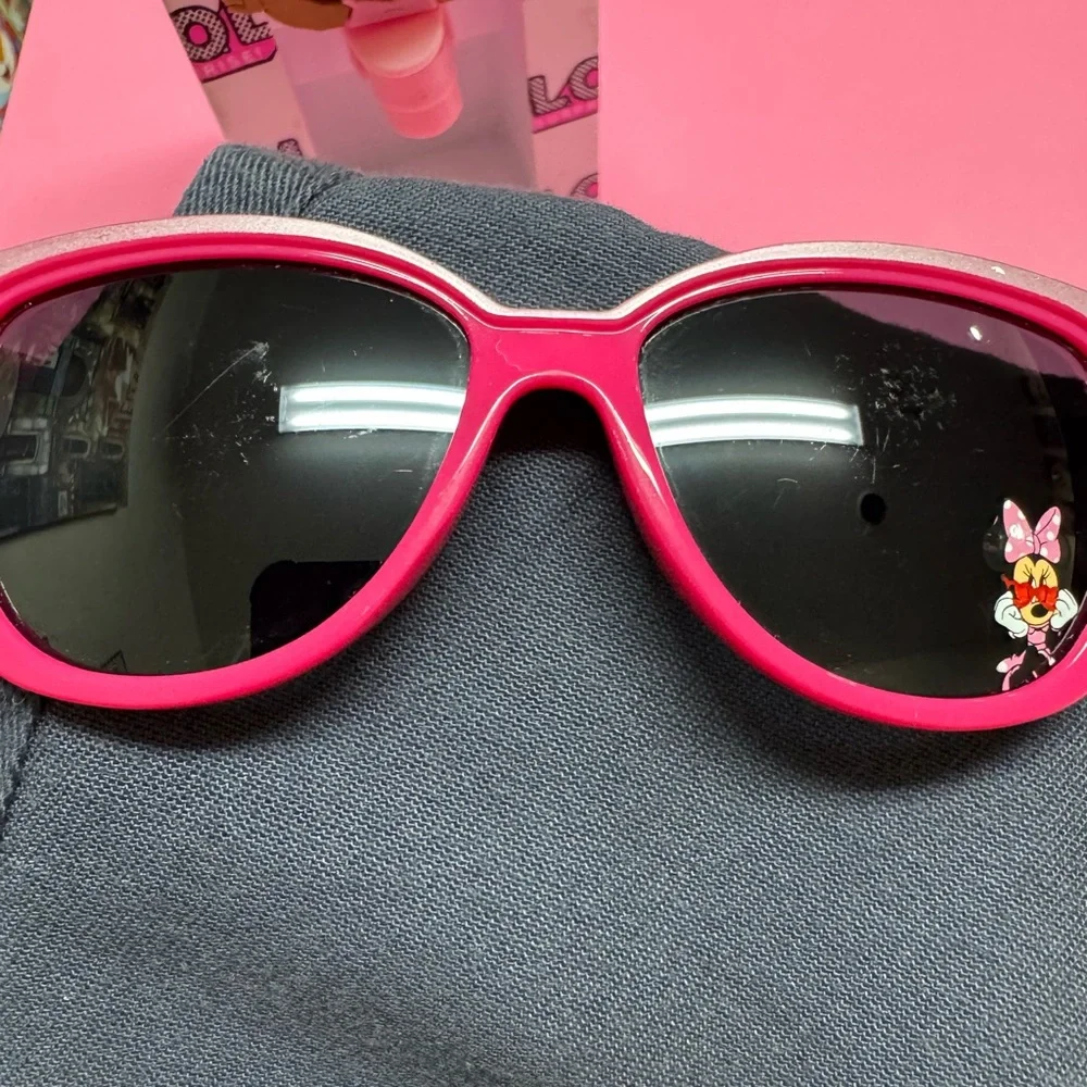 Chic Pink Kids Sunglasses with Character Accent